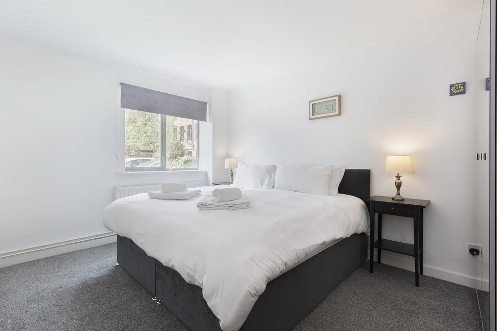 Raleigh Square - 2Br Ground-Floor Apartment In Nottingham Bagian luar foto