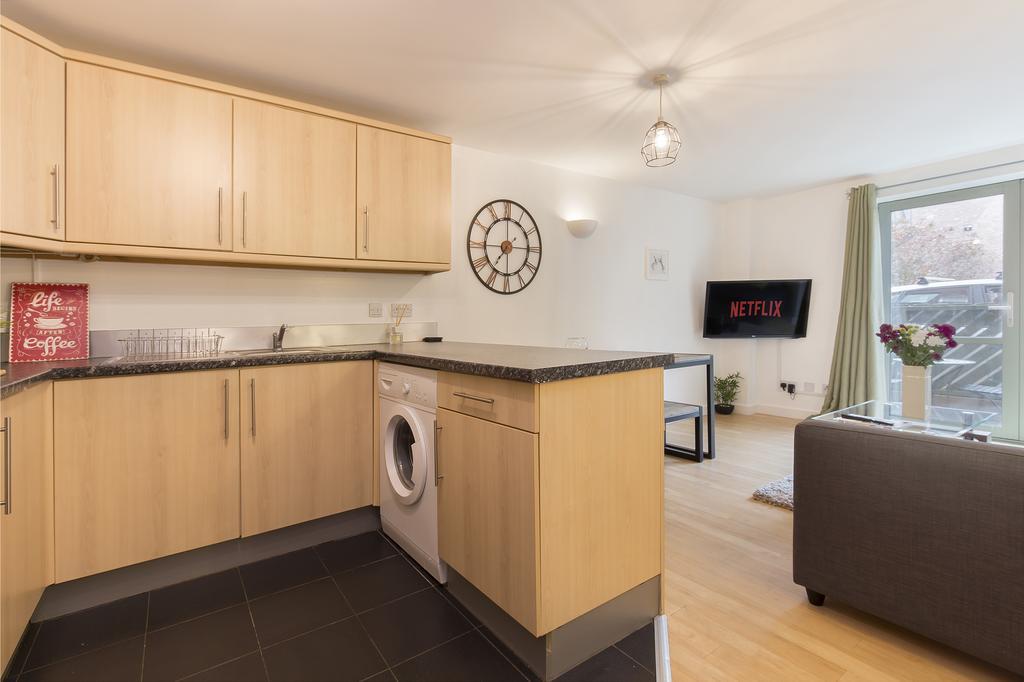 Raleigh Square - 2Br Ground-Floor Apartment In Nottingham Bagian luar foto