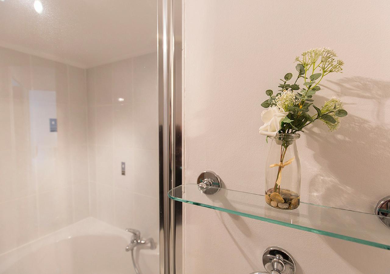 Raleigh Square - 2Br Ground-Floor Apartment In Nottingham Bagian luar foto